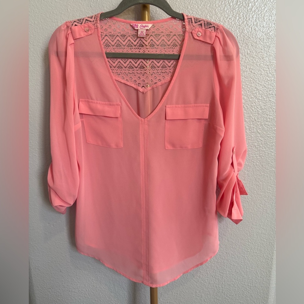 Candie's Womens Blush Pink Roll Tab Sleeve Pull Over V-Neck Casual Shirt Size M
